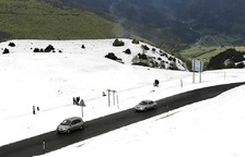 El sol llega a Navarra pero la nieve se resiste a abandonarla