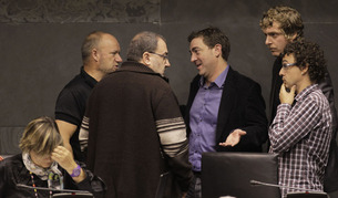 Desde la izda.: Txentxo Jim&eacute;nez (NaBai), Jos&eacute; Miguel Nuin (I-E), Roberto Jim&eacute;nez (PSN), Maiorga Ram&iacute;rez (Bildu) y Txema Maule&oacute;n (I-E)