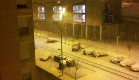 Con la llegada del d&iacute;a ha llegado tambi&eacute;n la nieve a Pamplona