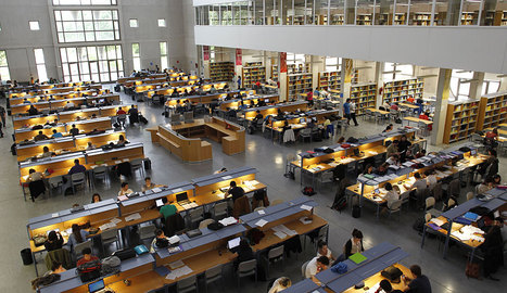 Biblioteca de la UPNA.