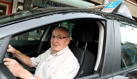 Alfonso Larrey Tufur, conductor novel a los 84 años.