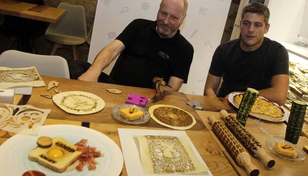 Los socios y fundadores de Cocuus, Patxi Larumbe y Daniel Rico, Qyer en la presentación en Baserriberri