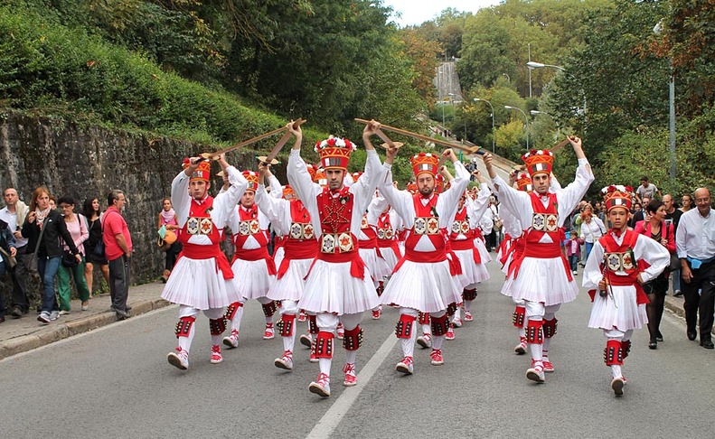 Procesión de San Fermín de Aldapa.AZCONA