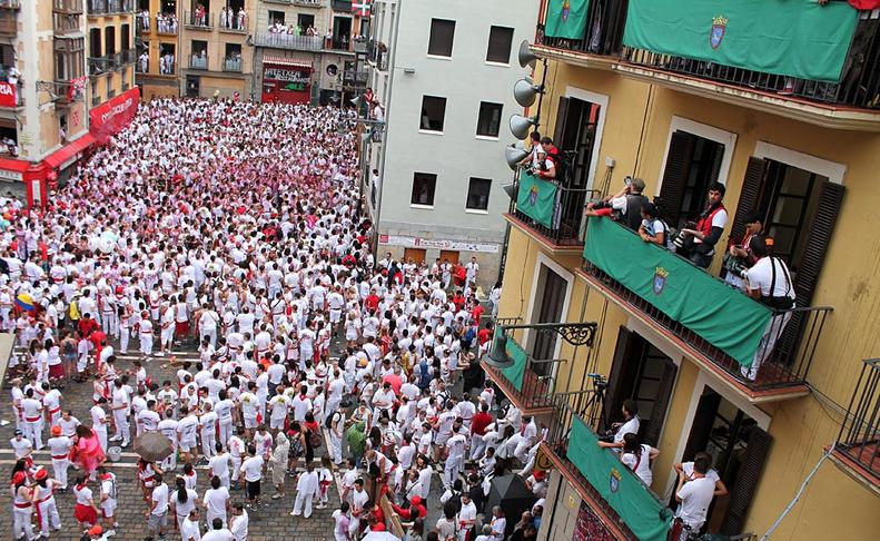 Chupinazo 2014. AZCONA.DN.ES