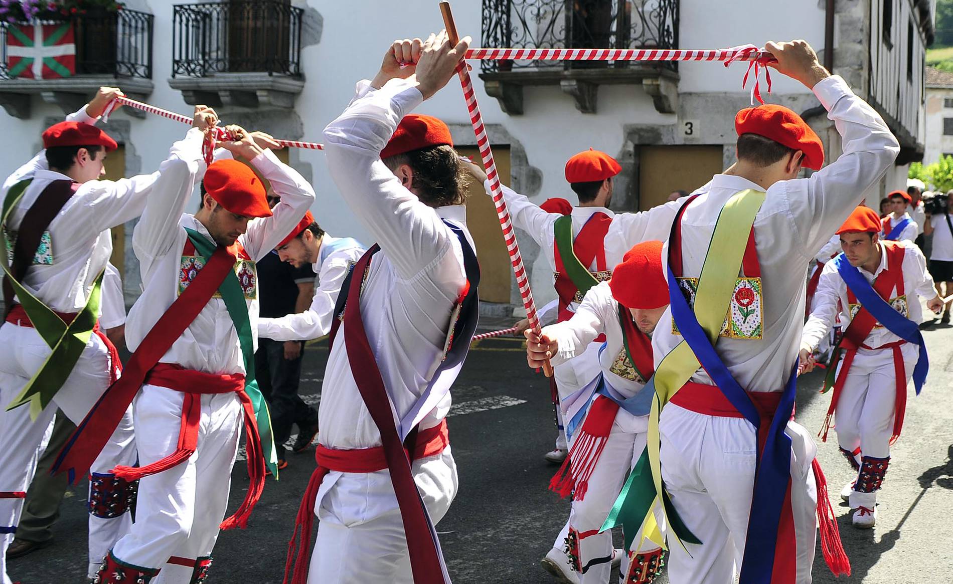Lesaka celebró ayer el día grande de sus fiestas en honor a San Fermín