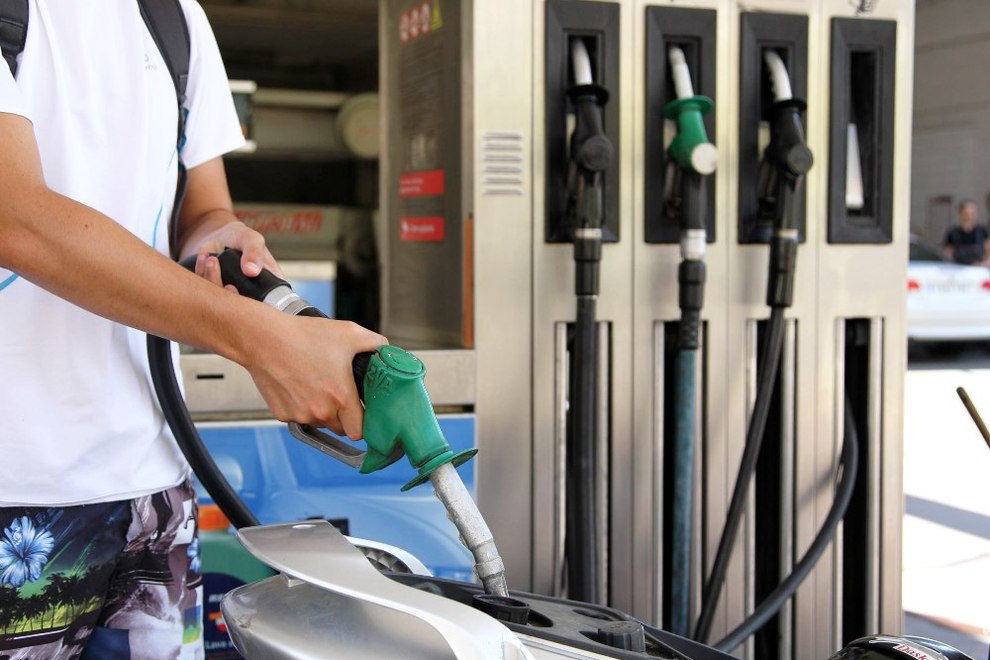 La gasolina del rendimiento del motor