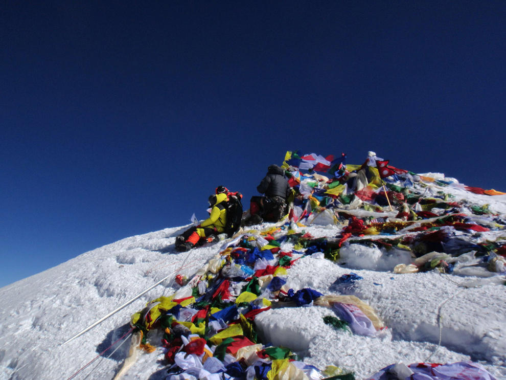 Al Menos Nueve Sherpas Muertos Por Un Alud En El Everest | Noticias De ...