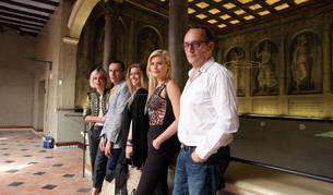 De izda. a dcha., Marina Conde, Jes&uacute;s M&ordf; Montes-Fern&aacute;ndez, Juana Mart&iacute;n, Maya Hansen y Luis Fern&aacute;ndez, en la UNED de Tudela.