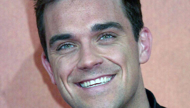 Robbie Williams En Su Biografia Conoci A Mi Esposa En Mi Peor Momento Noticias De Sociedad En Diario De Navarra