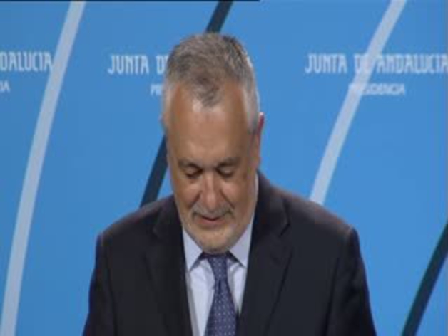 Griñán admite que se marcha para proteger a la Junta del caso de los ERE