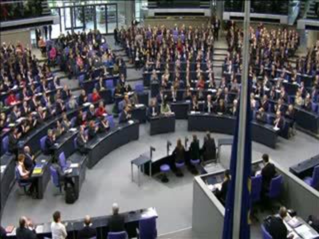 Merkel regirá el destino de Alemania cuatro años más