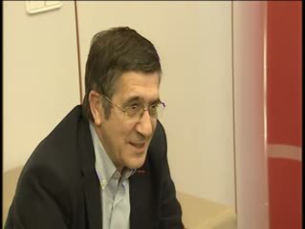 Patxi López se reúne con Pedro Sánchez