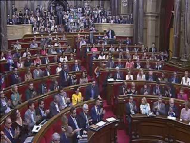 Cataluña aprueba su ley de consultas