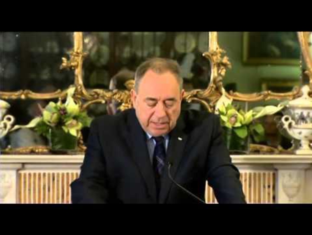 Alex Salmond presenta su dimisión