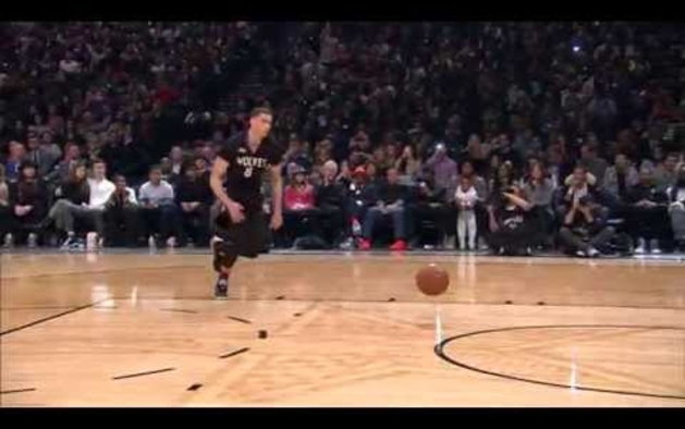 Zach LaVine's, el amo del mate