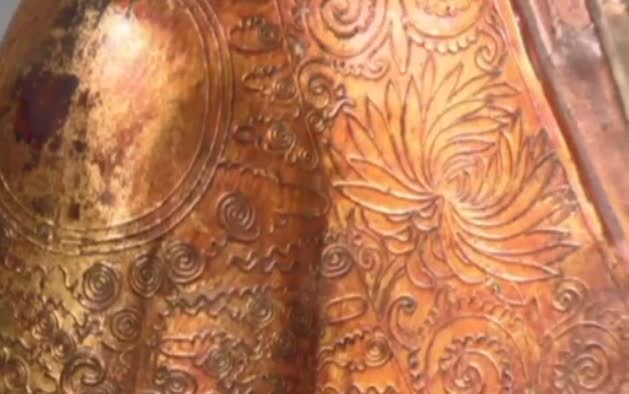La momia dentro de la estatua de Buda