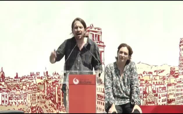 Pablo Iglesias califica de "ladrones" a Mas y Pujol