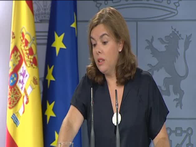 Sáenz de Santamaría se dirige al gobierno de Artur Mas