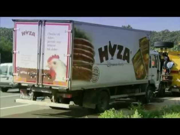 No hay rastro del conductor del camión de Austria con más de 70 inmigrantes
