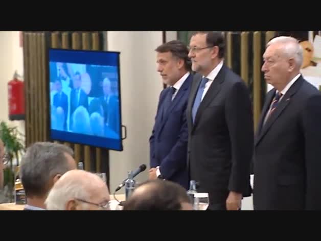 Rajoy apela a la unidad para derrotar "a los enemigos de las sociedades democráticas"