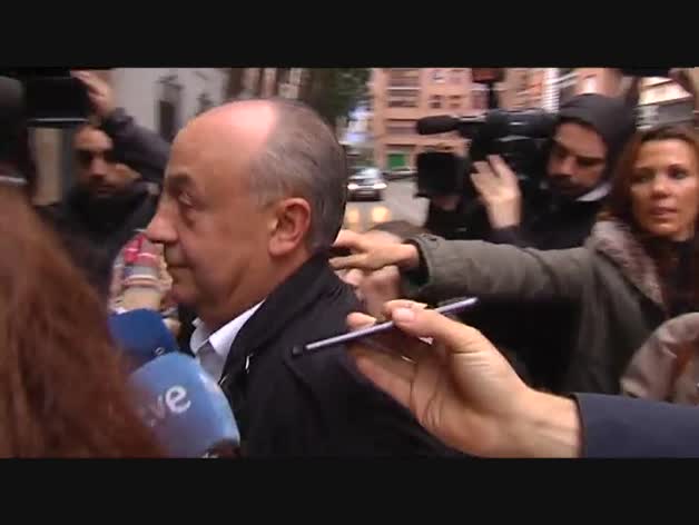 Imputados 50 concejales y asesores del PP en Valencia