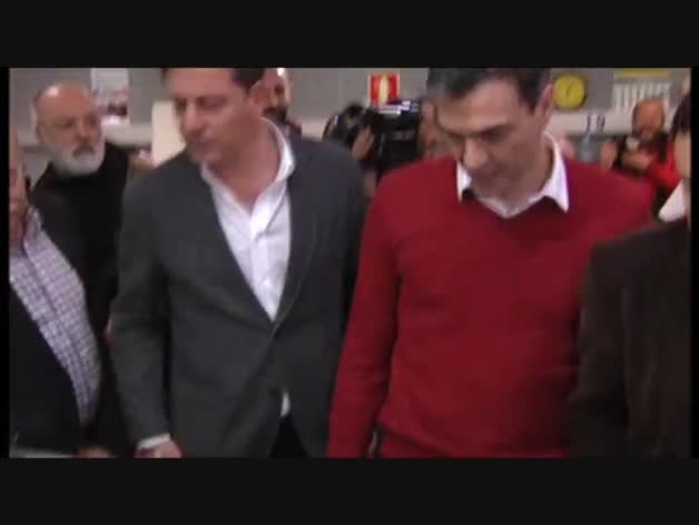 El juez imputa seis delitos al líder del PSOE gallego