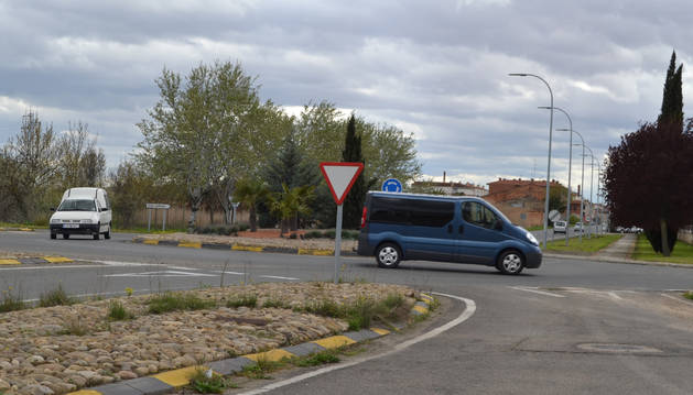Los alcaldes riberos demandan más rotondas y más suelo industrial