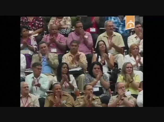 Fidel Castro, en la clausura del VII Congreso del PC cubano