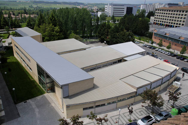 El colegio Andrés Muñoz Garde quiere salir del barrio de Iturrama