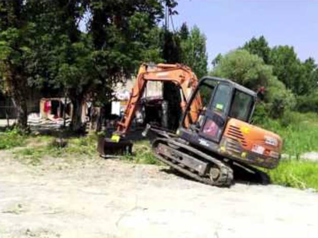 Derribo del asentamiento situado junto al Club de Tenis