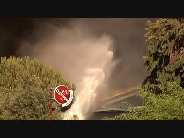 Incendio en la fábrica de aceite de Ybarra