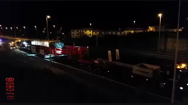 El megaconvoy reanuda su marcha
