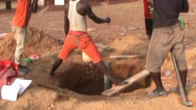 Un pozo de agua navarro en Sierra Leona