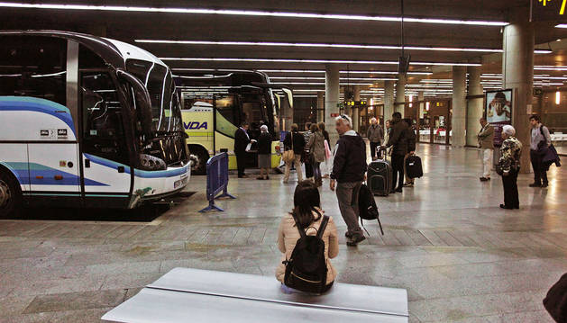 Imagen de la dársena principal de la estación de autobuses de Pamplona, inaugurada en noviembre de 2007.