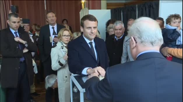 Macron, Le Pen, Fillon y Mélenchon se lo juegan todo en las presidenciales