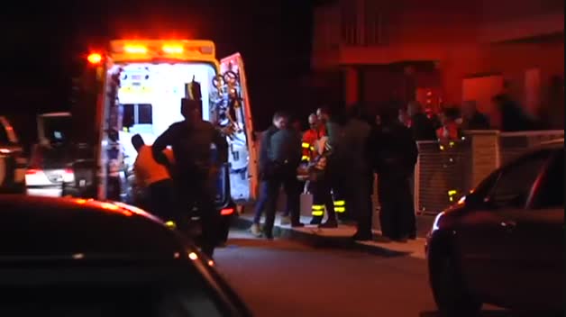 Fallece el hombre atrincherado con un arma en Cangas