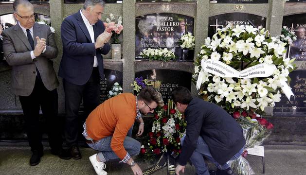 Homenaje a Tomás Caballero en el 19º aniversario de su asesinato