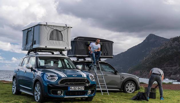 El Mini Countryman con carpa de techo