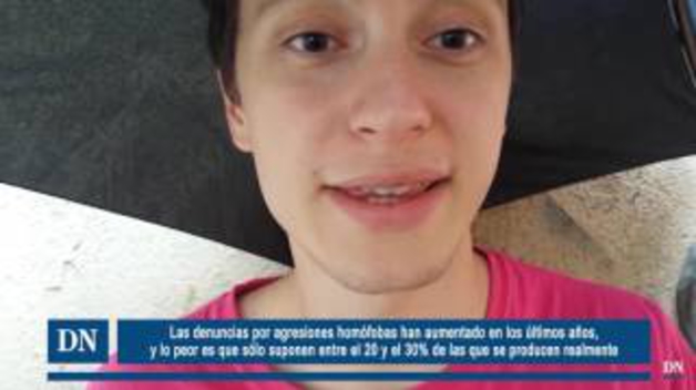 Un joven pamplonés homosexual aborda la situación del colectivo LGTB