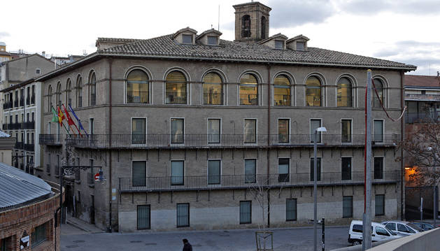 Sede del Archivo municipal de Pamplona en el edificio del antiguo seminario de San Juan Bautista.