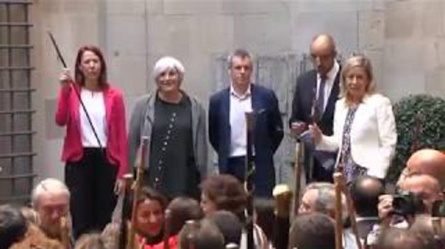 Los alcaldes pro consulta se reúnen en el Ayuntamiento de Barcelona