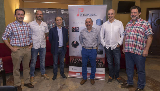 Fotos de Martín Ariztimuño, Luisma Remesar, J. Vicent Egea, José Luis Fraile, Jesús Garisoain y Fermín Garaikoetxea