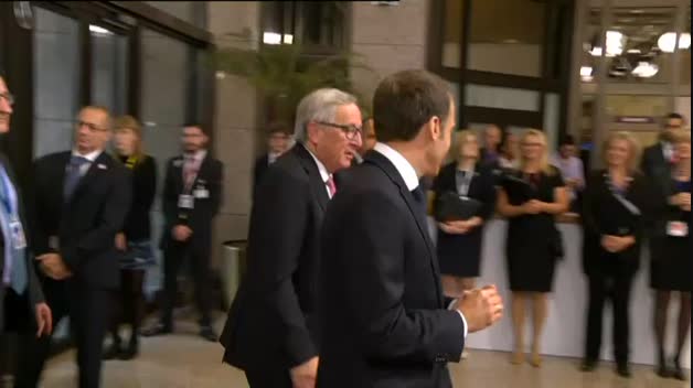 Merkel y Macron expresan su apoyo a Rajoy en Bruselas