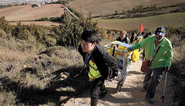 Japón limpia el Camino de Santiago