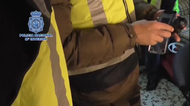 Detenidos dos pedófilos con más de 5.000 fotos de abusos a niñas de entre 6 y 10 años