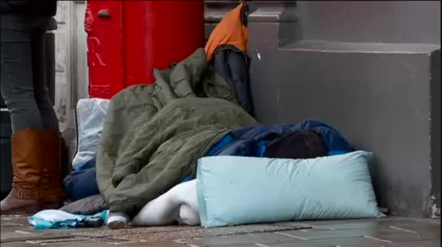 Piden sacar a los pobres de Londres