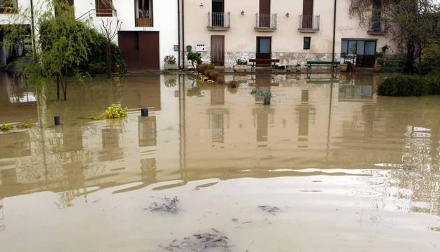 Imágenes de la crecida de los ríos en Pamplona y Comarca