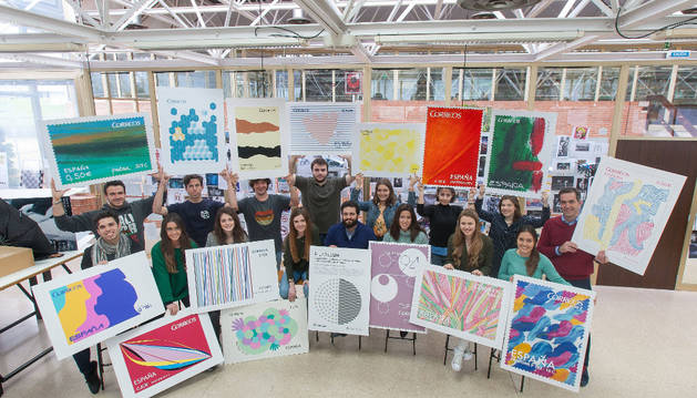 Isabel Arango (Colombia), Clara Arenas (Toledo), Pablo Bada (Navarra), Elena Baroja (Logroño), Miguel Biurrun (Navarra), Lucas Brewer (Venezuela), Laida Elizaincin (Navarra), Isabella Fernández (República Dominicana), Carmen Herrera (Ecuador), Itsaso Iriondo (Guipúzcoa), Wai-Fong Lau (Reino Unido), Erika López (Navarra), Iñaki Martínez (Navarra), Ignacio Otaño (Guipúzcoa), María Rodríguez (Pamplona), Ana Serrano (Zaragoza), Holly Smiles (Reino Unido) y Carlos Sosa (Guatemala).