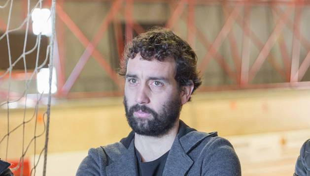 ...y empieza a buscar pareja sin ninguna restricción.