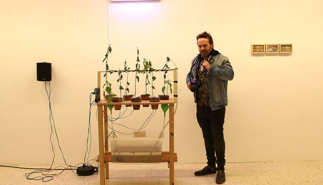 Zapata examina la relación entre naturaleza y tecnología con su exposición 'Biorrítmica'
